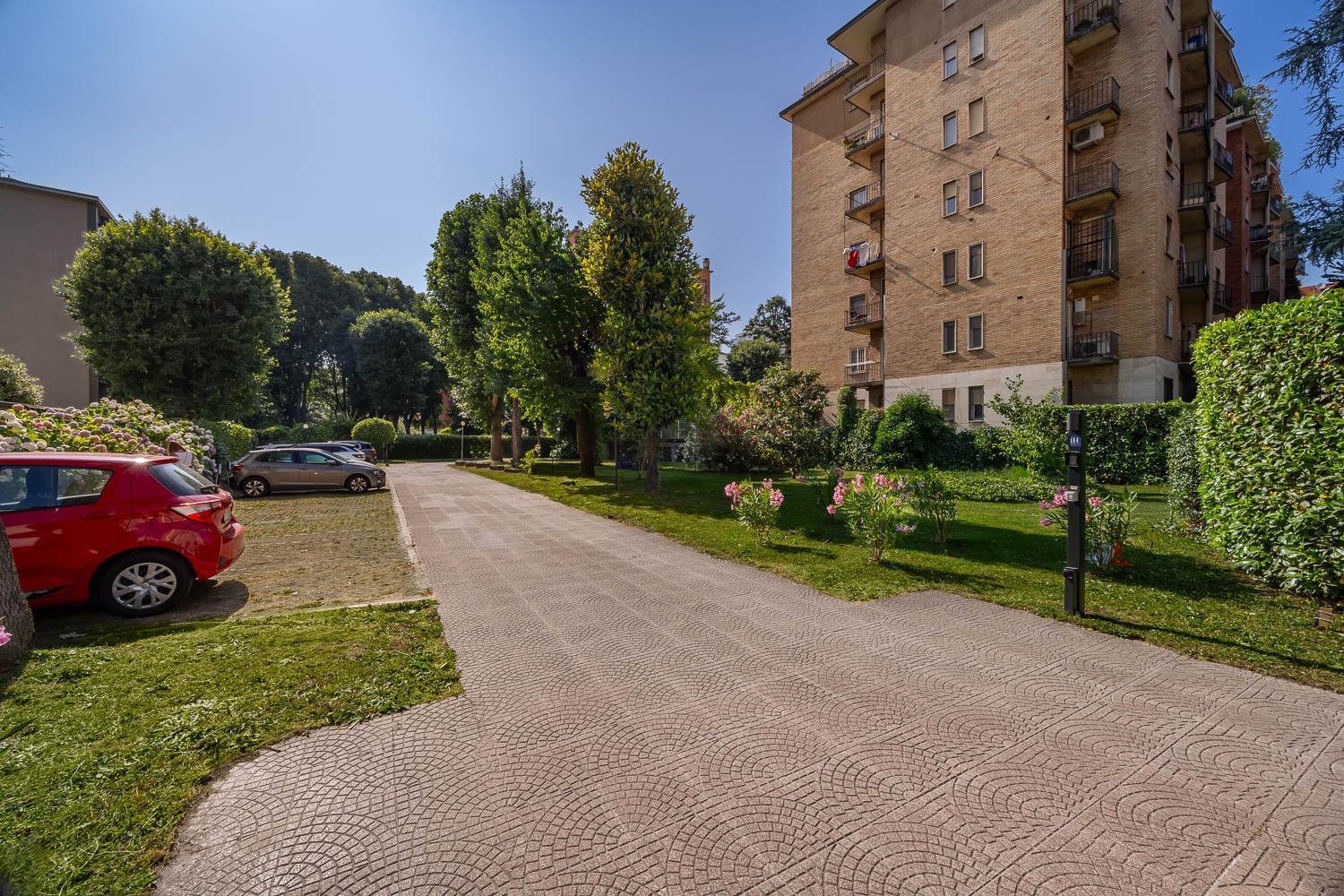 Ih Hotels Milano Aparthotel Argonne Park — Photos 2
